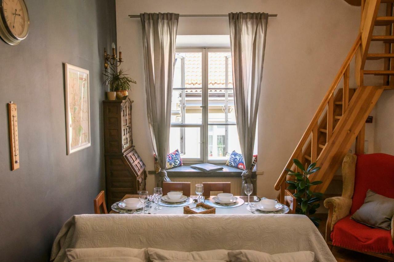 Old Town Folk Apartment Varsovia Exterior foto